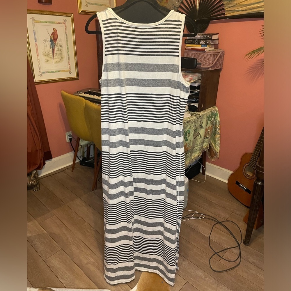 Michael Starrs Stripe Maxi dress Size XXL excellent condition grey and white - Picture 4 of 5